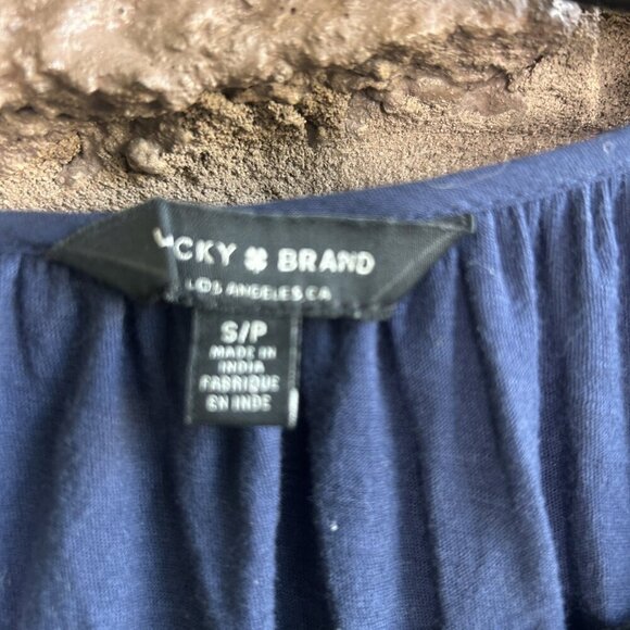 Lucky Brand Navy Blue Eyelet Peasant Tie Front 1/2 Sleeve Top Size Small - Picture 6 of 10